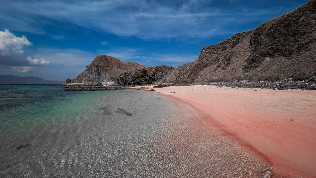 Labuan Bajo Dive Cruise: Komodo Diving Cruises by Komodo Luxury